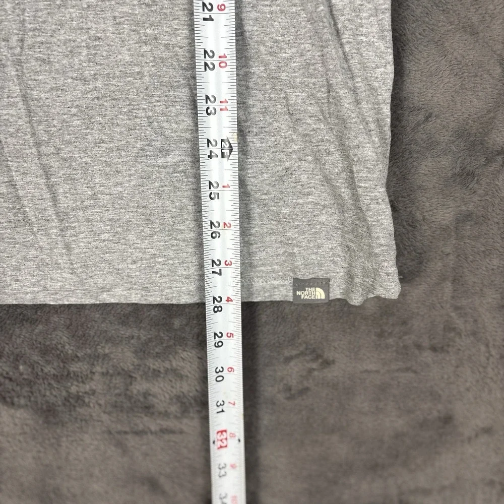 North Face Shirt‎ Men's Large Grey Crew Neck Short Sleeve Size L